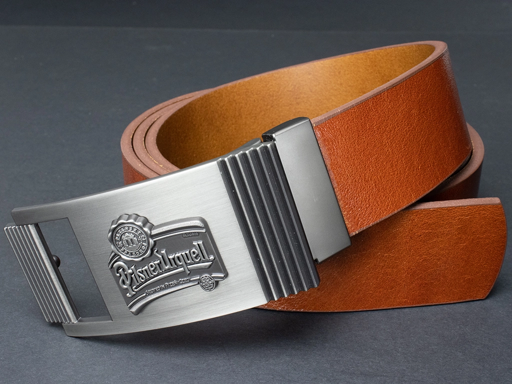 Pilsner Urquell - Kožený opasek 40 mm (přezka s vruby) - Hnědý